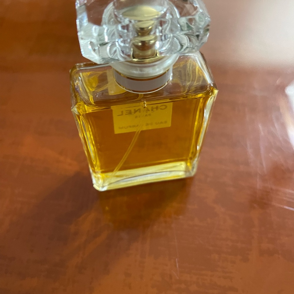 Perfume - Picture 3 of 5